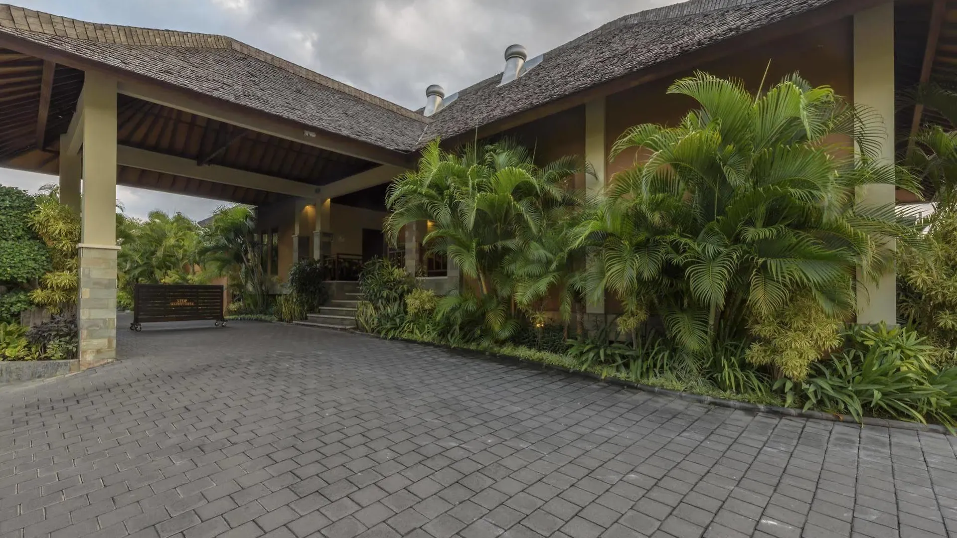 Villa The Kunja Villa-Hotel Seminyak